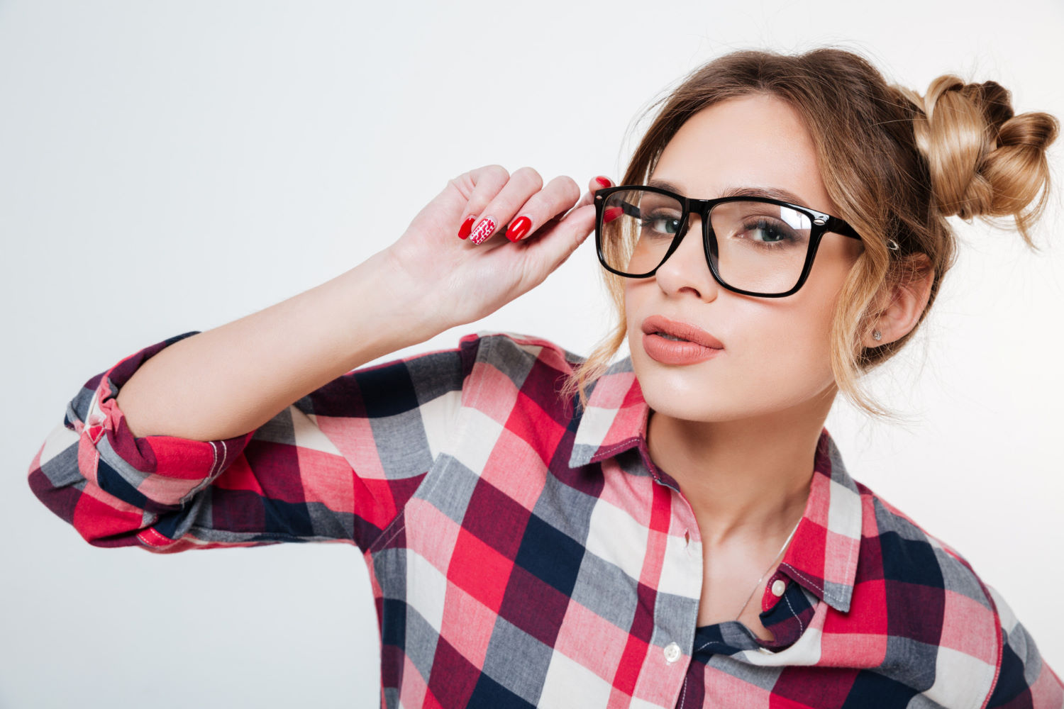 Okulary markowe – czy warto w nie inwestować?